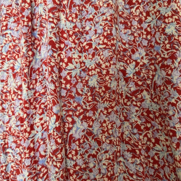 🌟Last Day on Posh🌟 High-Low Floral Skirt - Picture 3 of 3